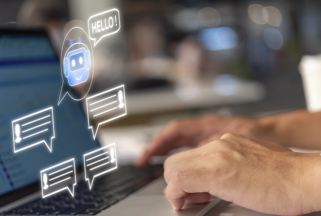 Persona usando IA para hacer campañas de marketing