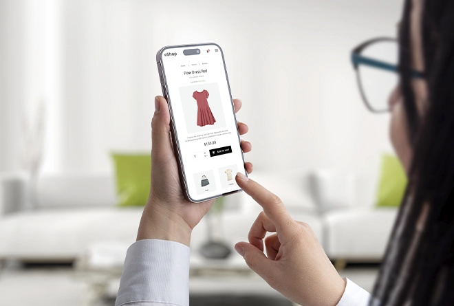 Mujer grabando video sobre colores