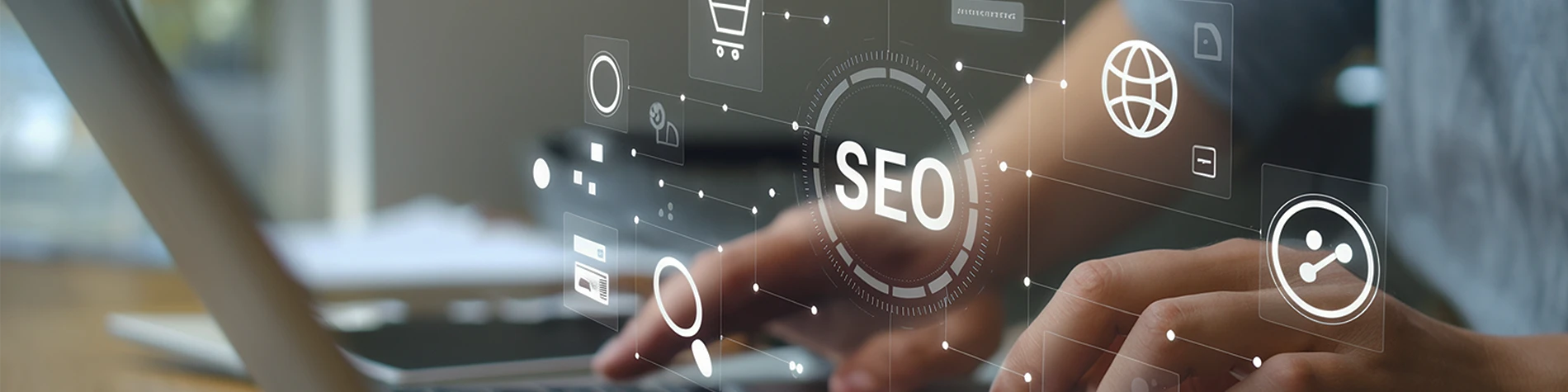 Persona agarrando chip de IA